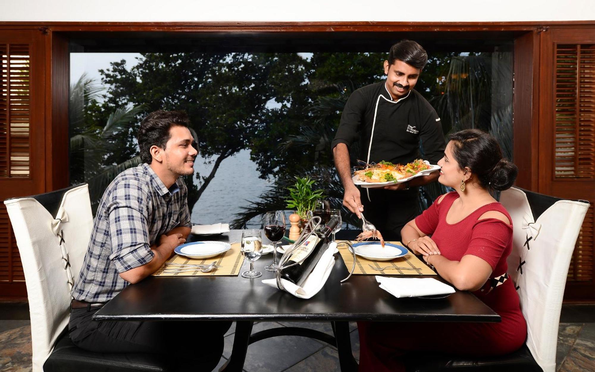 The Zuri Kumarakom Kerala Resort & Spa Εξωτερικό φωτογραφία